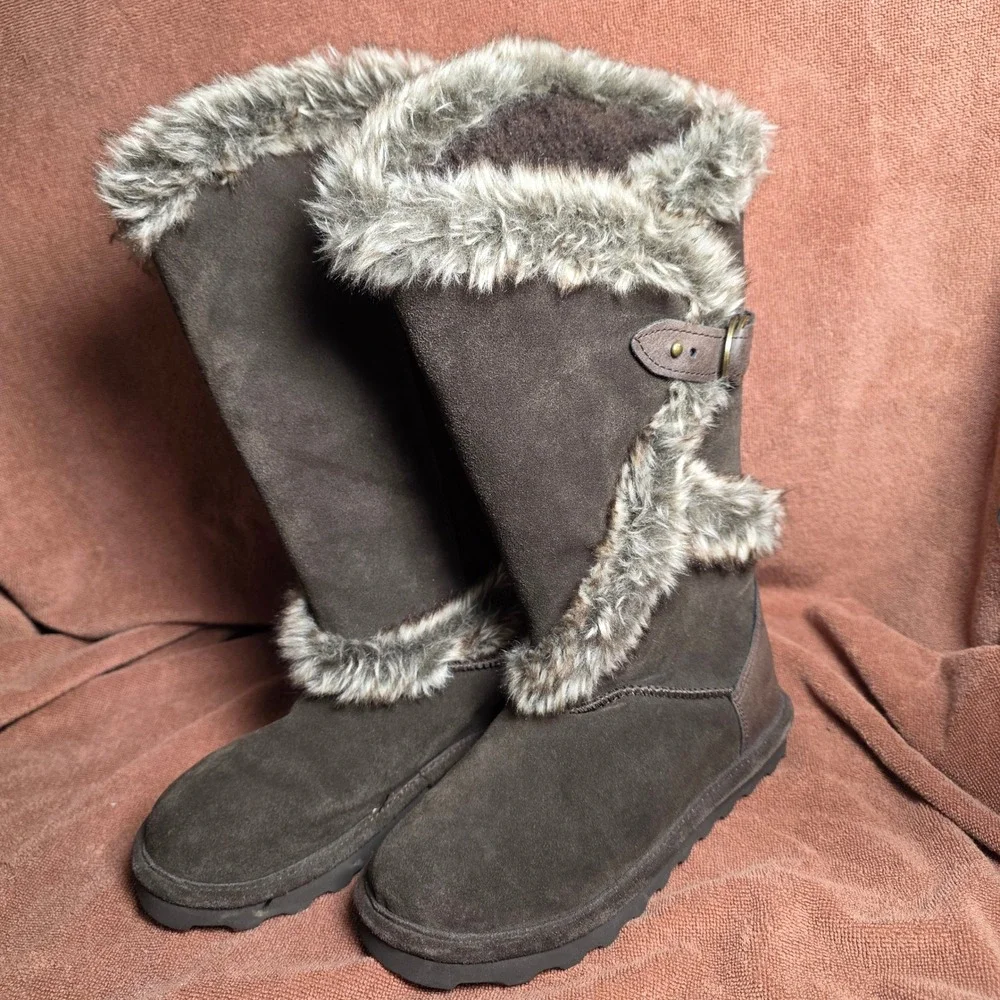 Bearpaw Women Brown Suede Faux Fur Trim Winter Boots Buckle Detail Size 6. S015